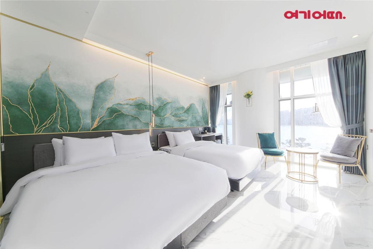 De Homme Hotel Busan Eksteriør billede