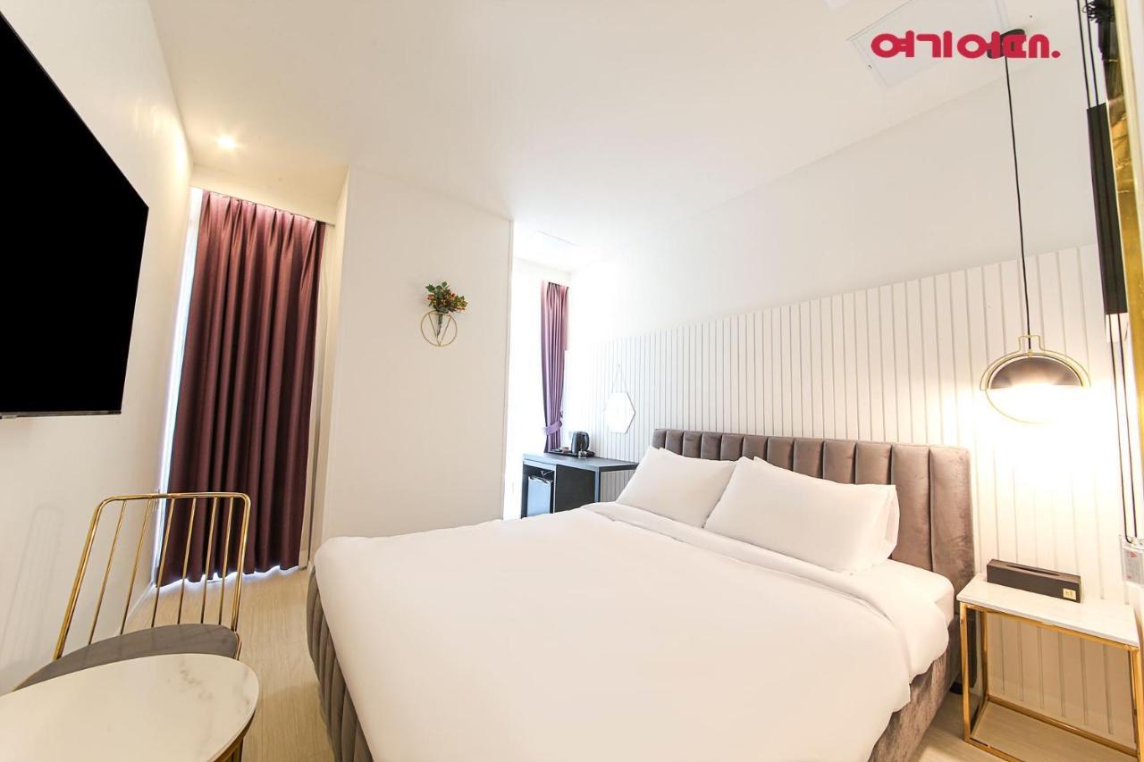 De Homme Hotel Busan Eksteriør billede